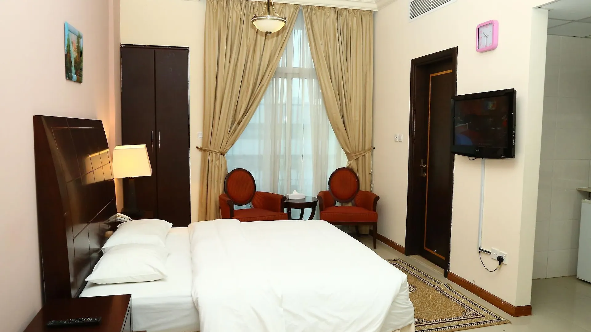 City Stay Premium Hotel Apartments Dubaj 3*,