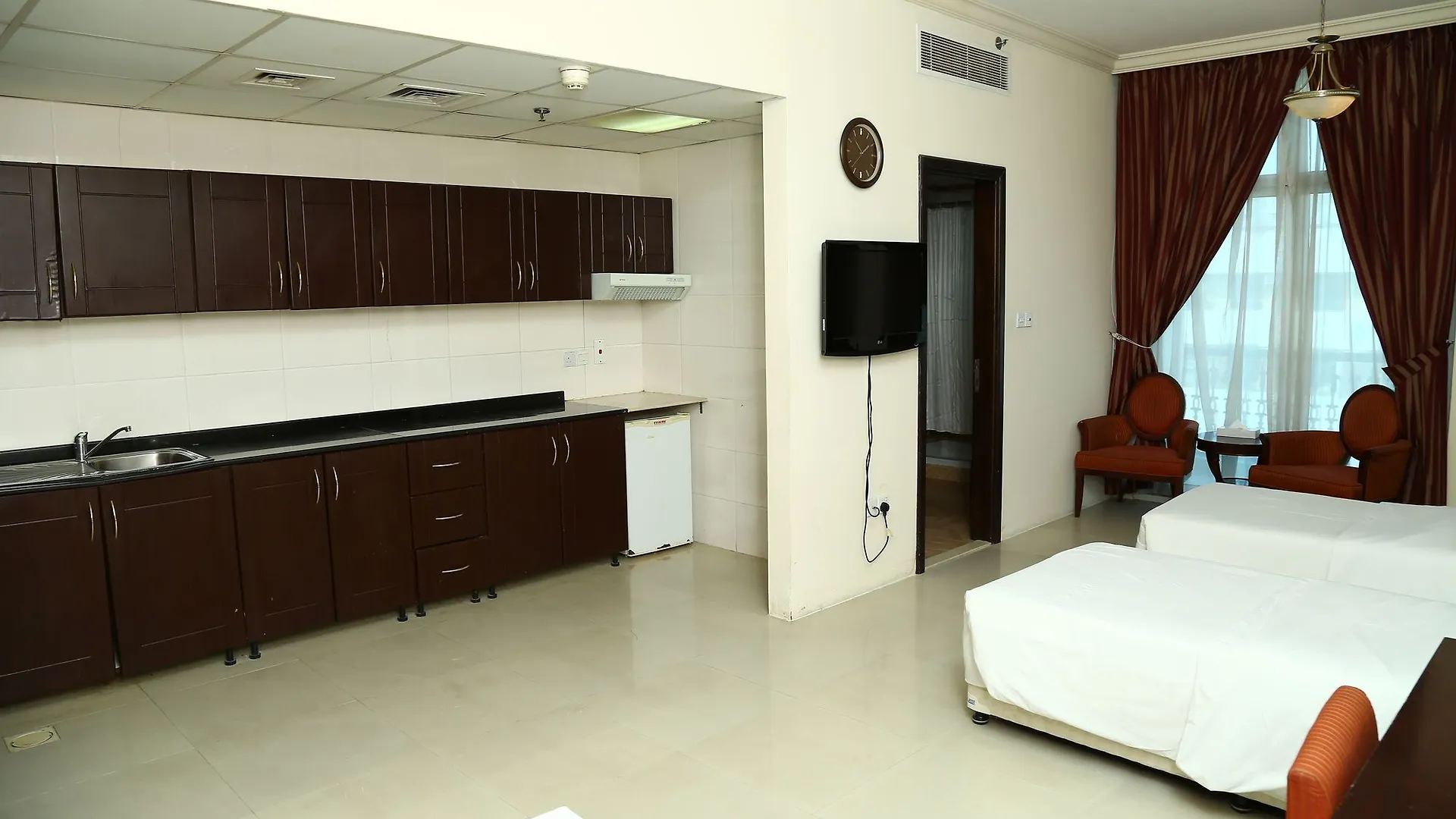 City Stay Premium Hotel Apartments Dubaj 3*,